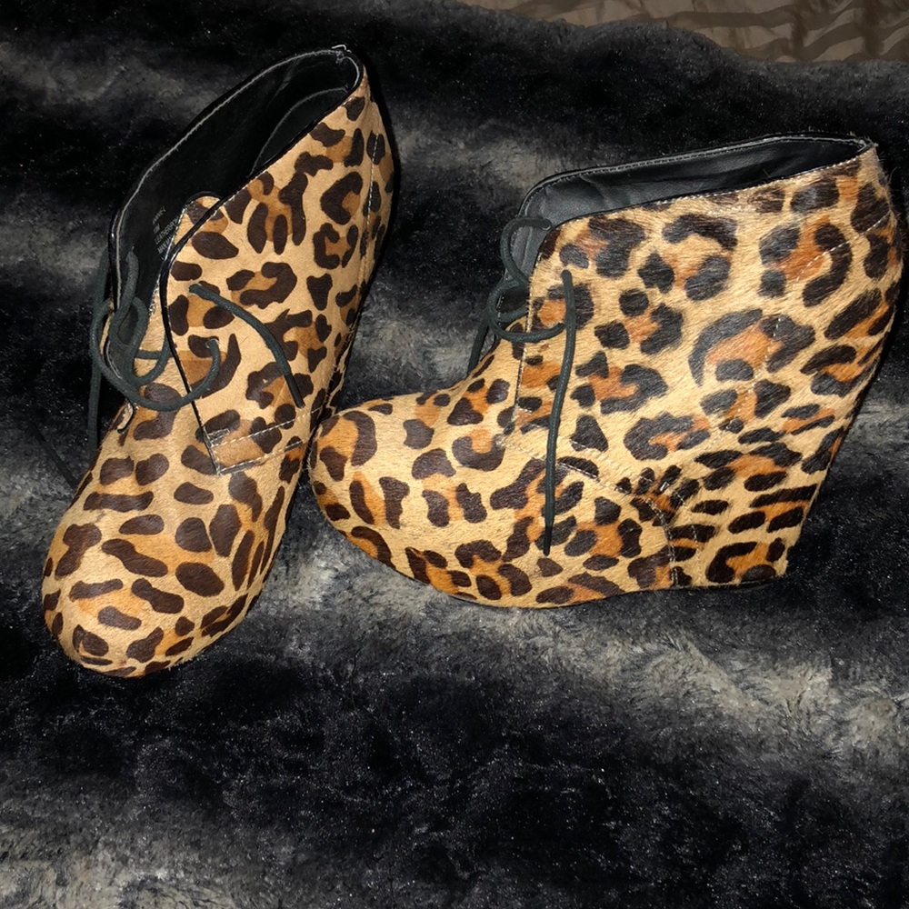 Steve Madden leopard print platform wedges